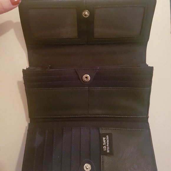 Wallet - Picture 4 of 4